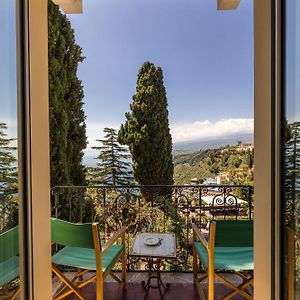 Junior Suite Mountain View